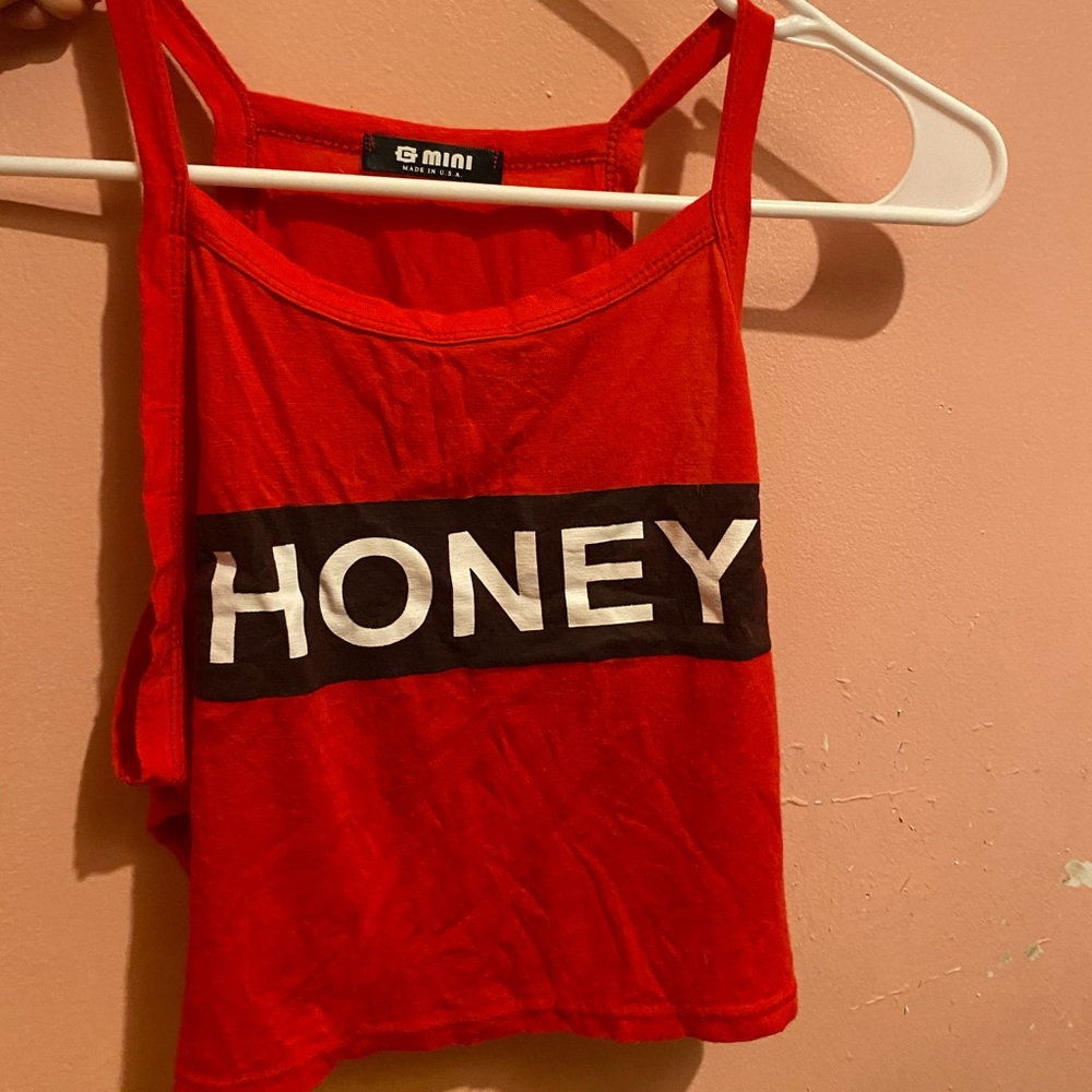 CROP TOP